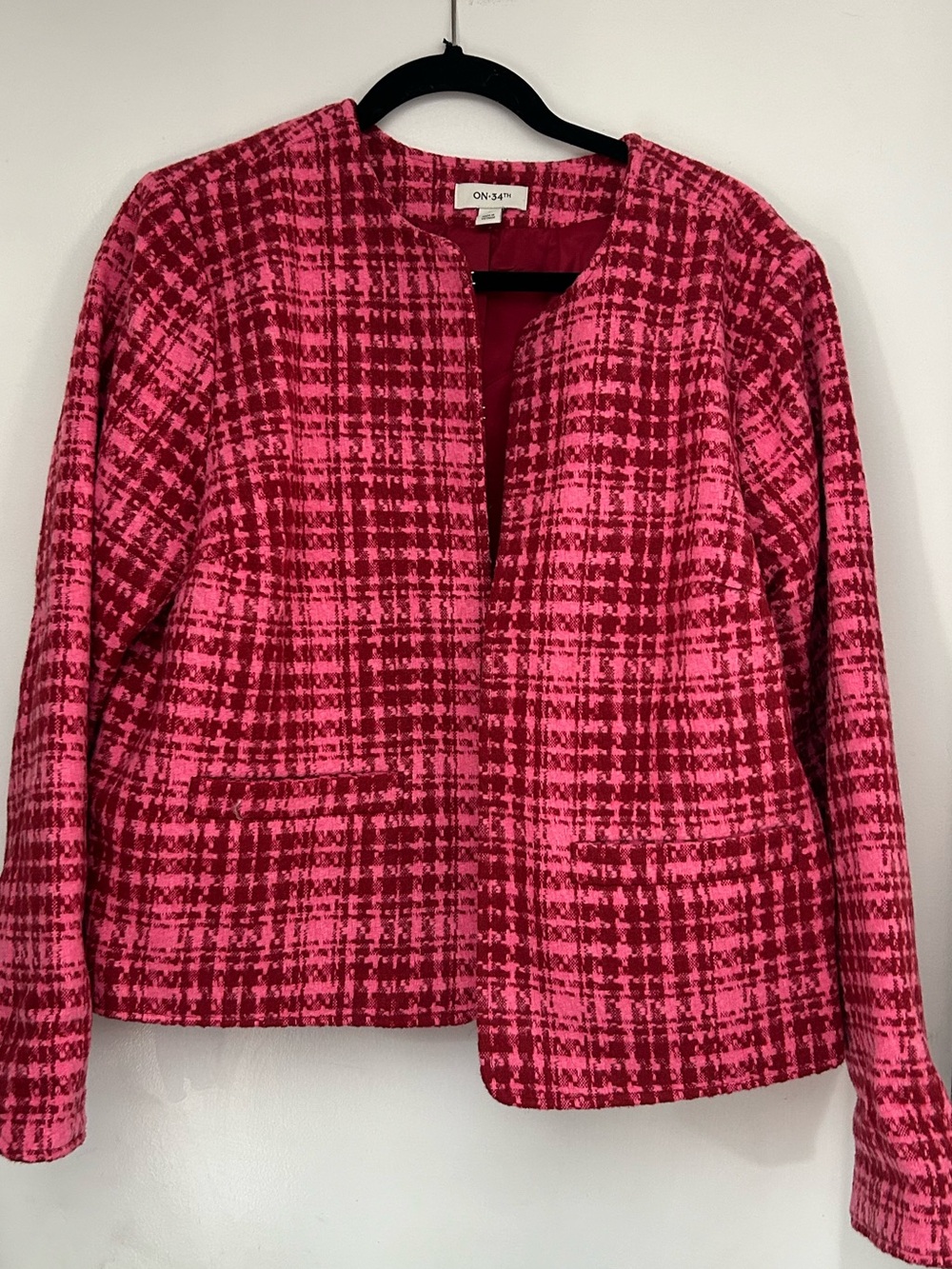 ON 34th - Plaid Wool Blend Tweed Collarless Azalea Blazer.